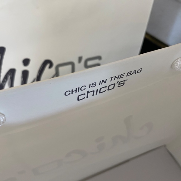 Chico’s - Picture 8 of 15